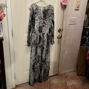 Gorgeous net lacing long dress. Long sleeved. Size large.